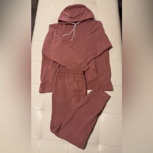 All In Motion sweat set (mixed sizes)